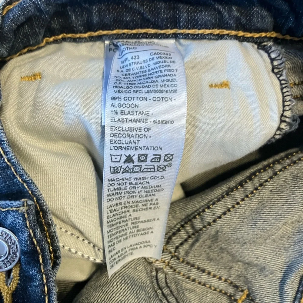 Levi Strauss Signature Jeans 32x30 Relaxed Med Wash Straight
